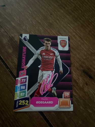 Plus card signature odegaard